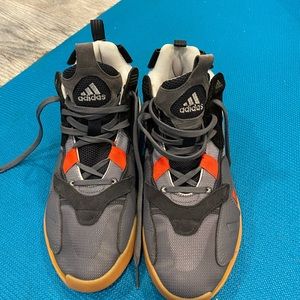 Adidas Onyx ZoneBoost Basketball Sneakers